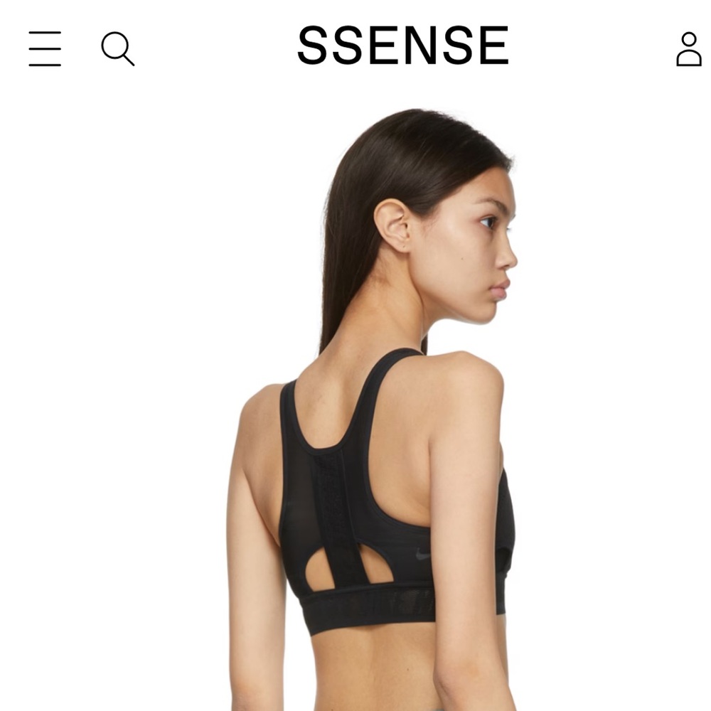 Sold out Nike sports bra fits like a small 🤍